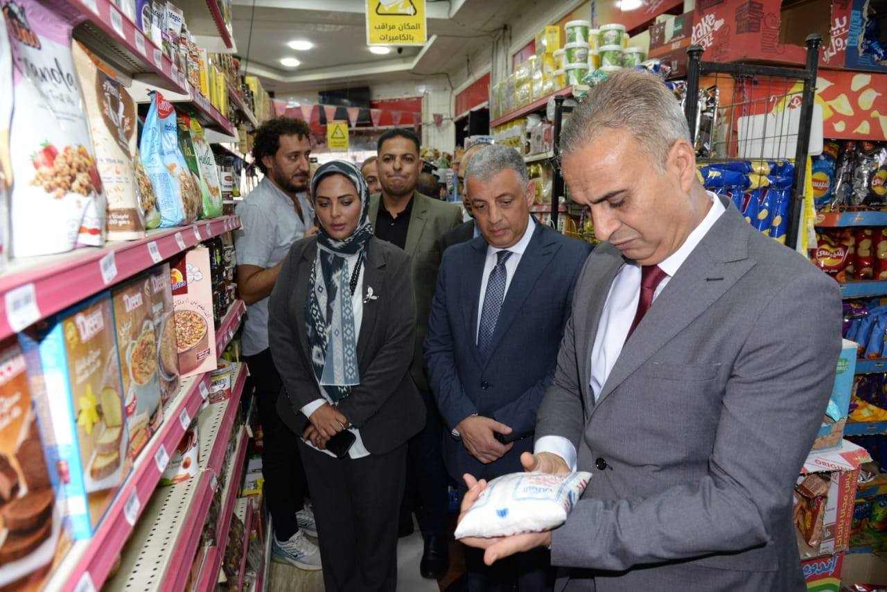 رئيس جهاز حماية المستهلك يقود حملات مفاجئة بأسواق الإسماعيلية