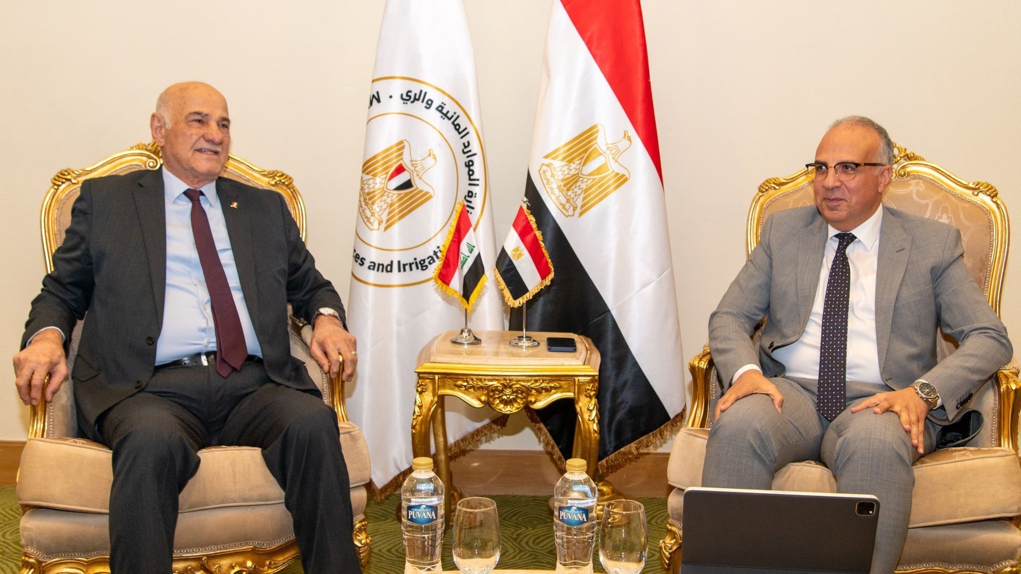 وزير الري ونظيره العراقي