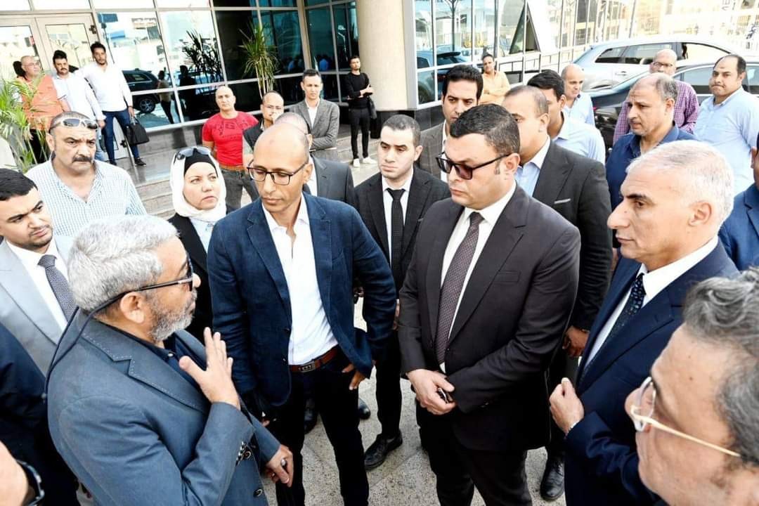 وزير الاسكان