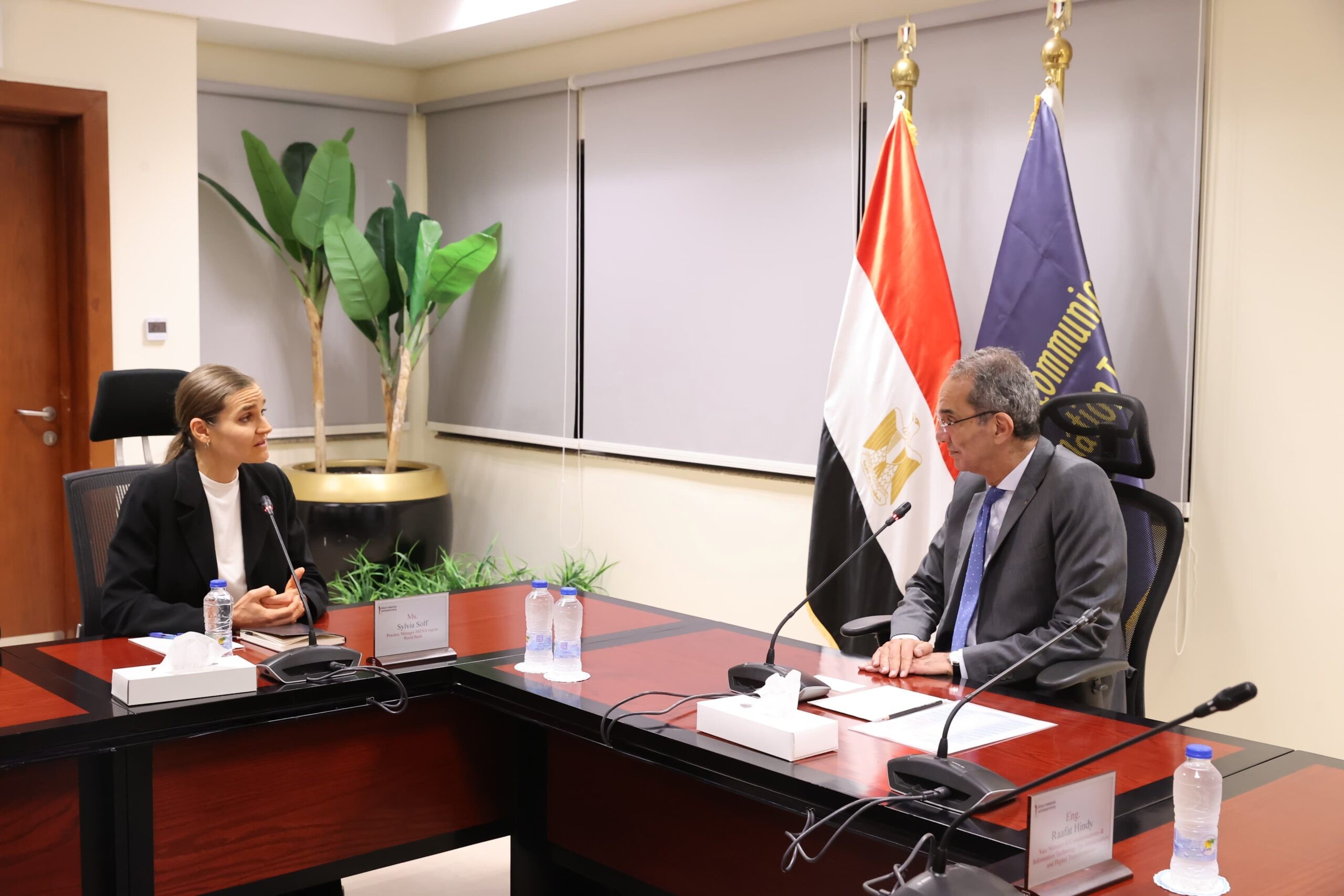 وزير الاتصالات يلتقى مبعوث الأمين العام للأمم المتحدة للتكنولوجيا  