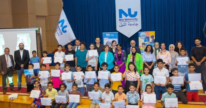 خلال الاحتفال بتخرج الدفعة الجديدة