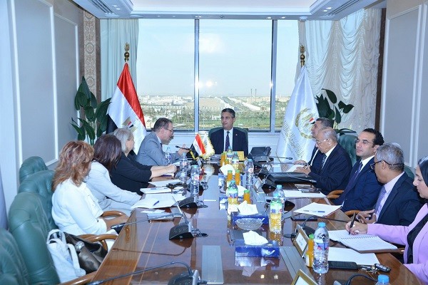 وزير التموين يجتمع مع برنامج الأغذية العالمي لدعم التعاون 