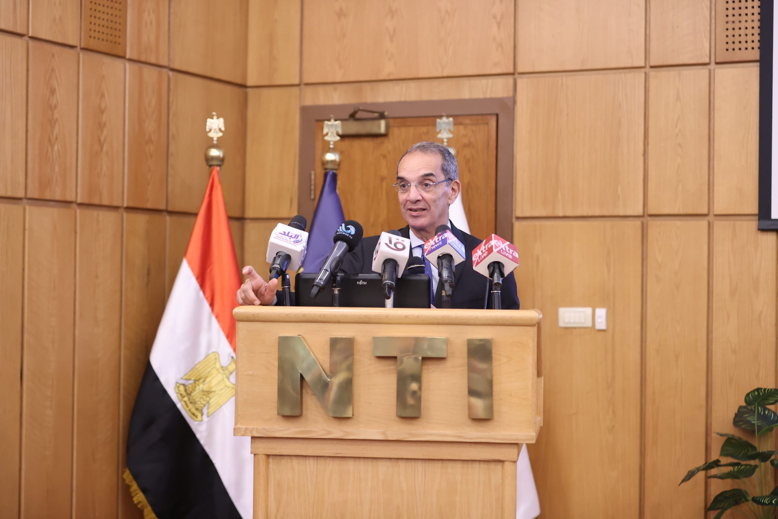 عمرو طلعت