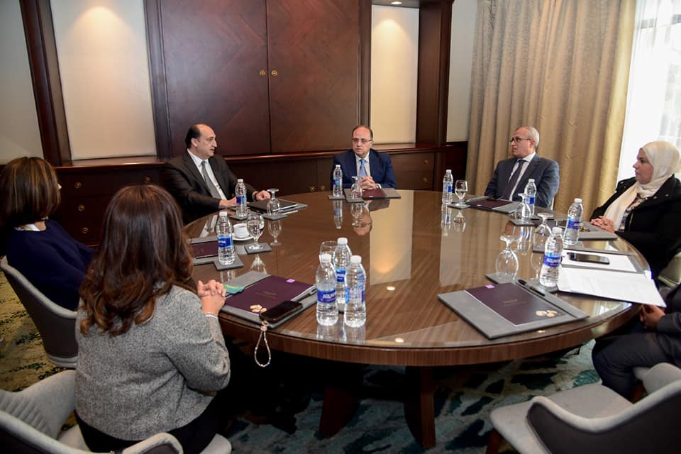 الغمراوي يجتمع مع رئيس جمعية المعلومات الدوائية لبحث التعاون 