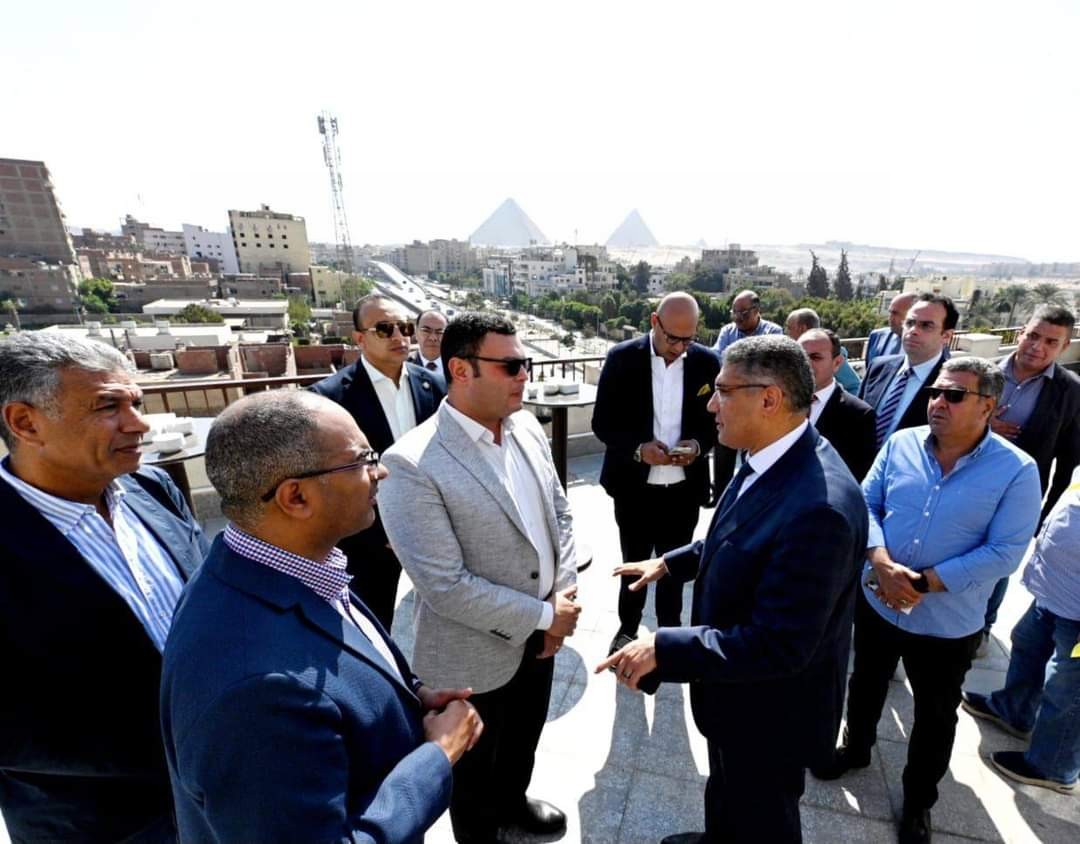 وزير الاسكان