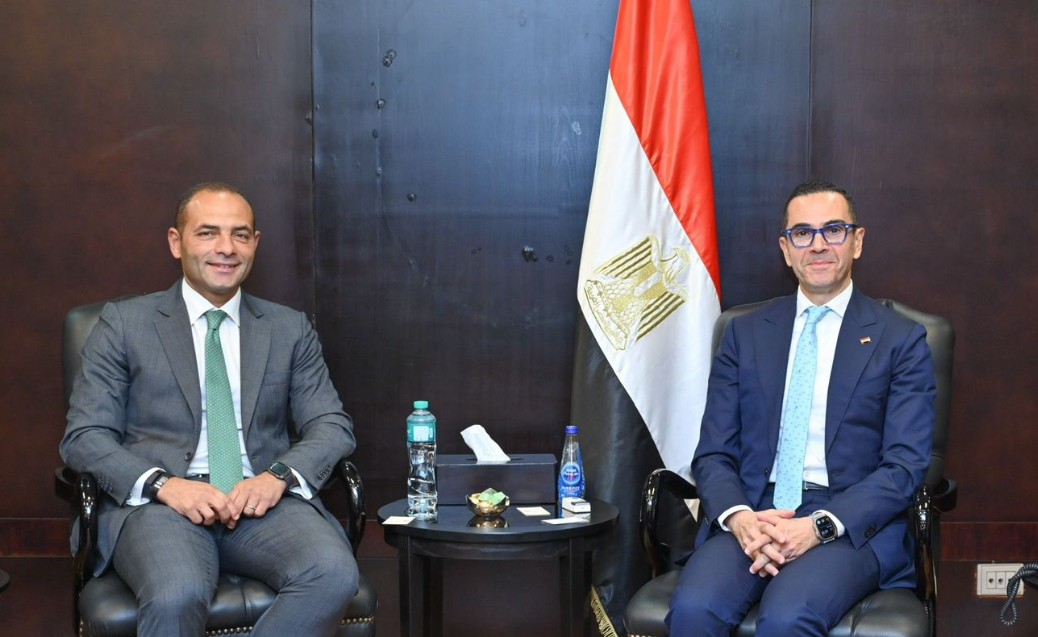 أحمد أبو السعد ووزير الاستثمار