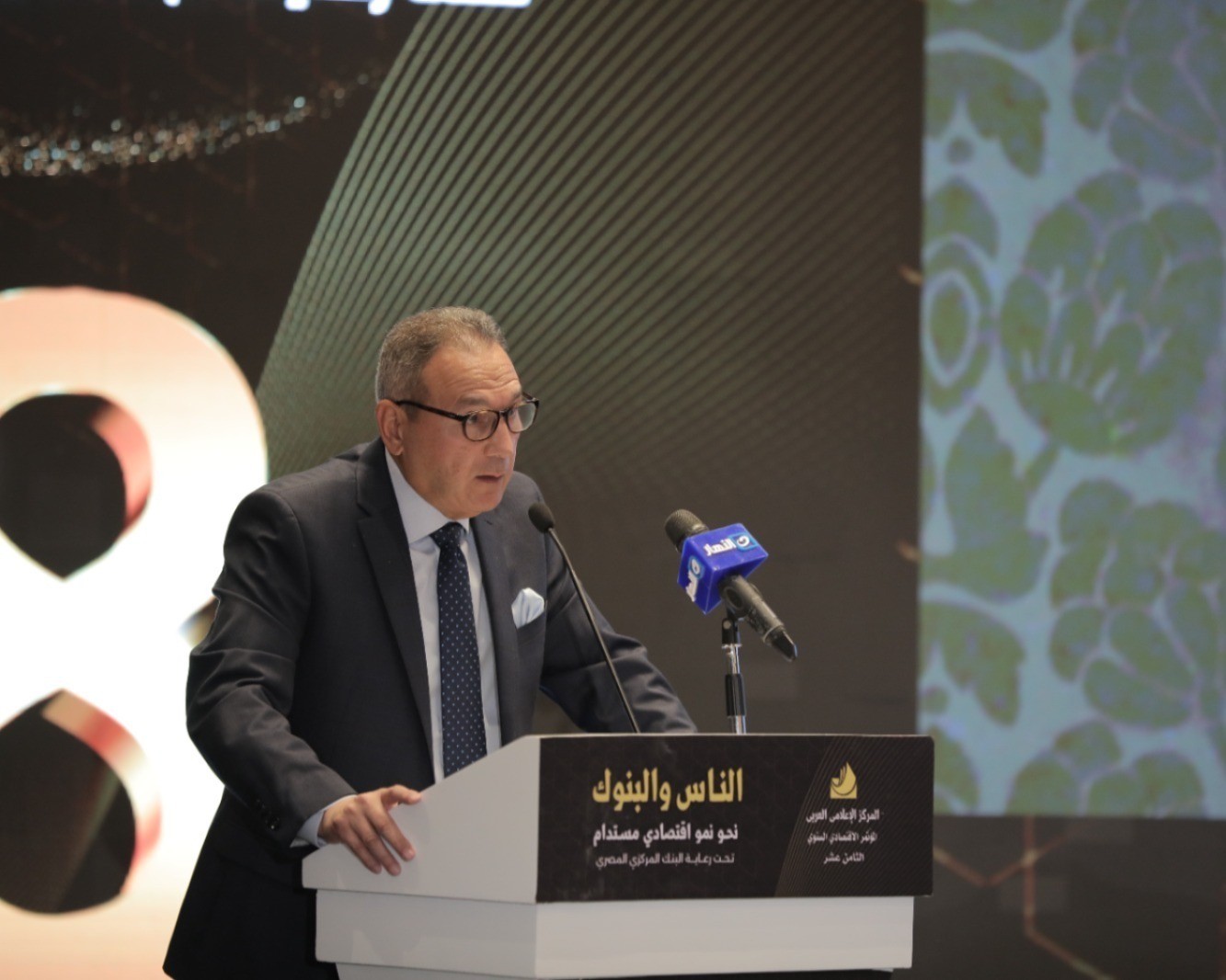 محمد الأتربي الرئيس التنفيذي للبنك الأهلي المصري