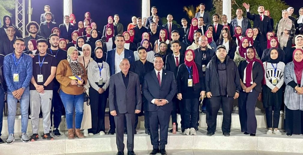 خلال إطلاق البرنامج