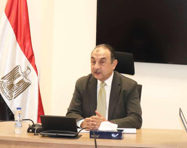 وزير قطاع الاعمال العام