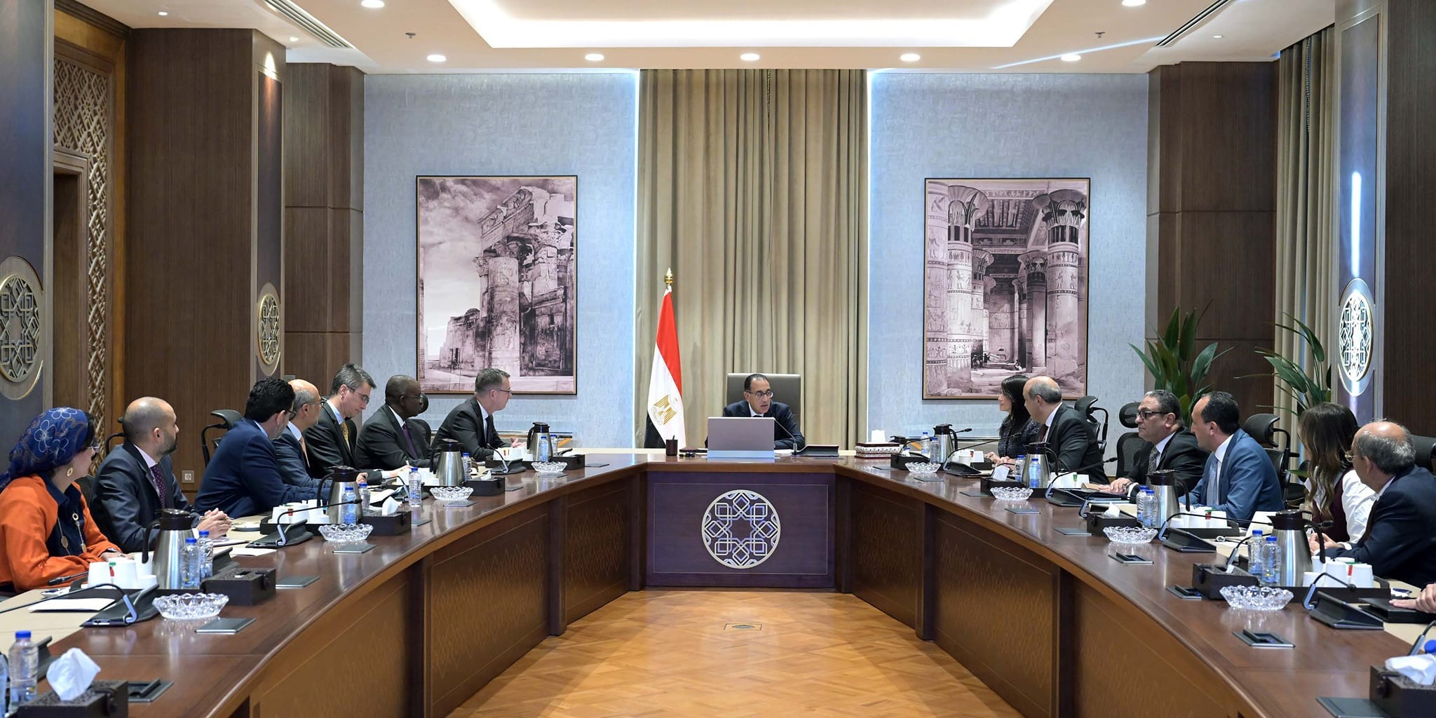 مدبولي يتابع مستجدات تنفيذ برنامج الطروحات الخاص بقطاع المطارات