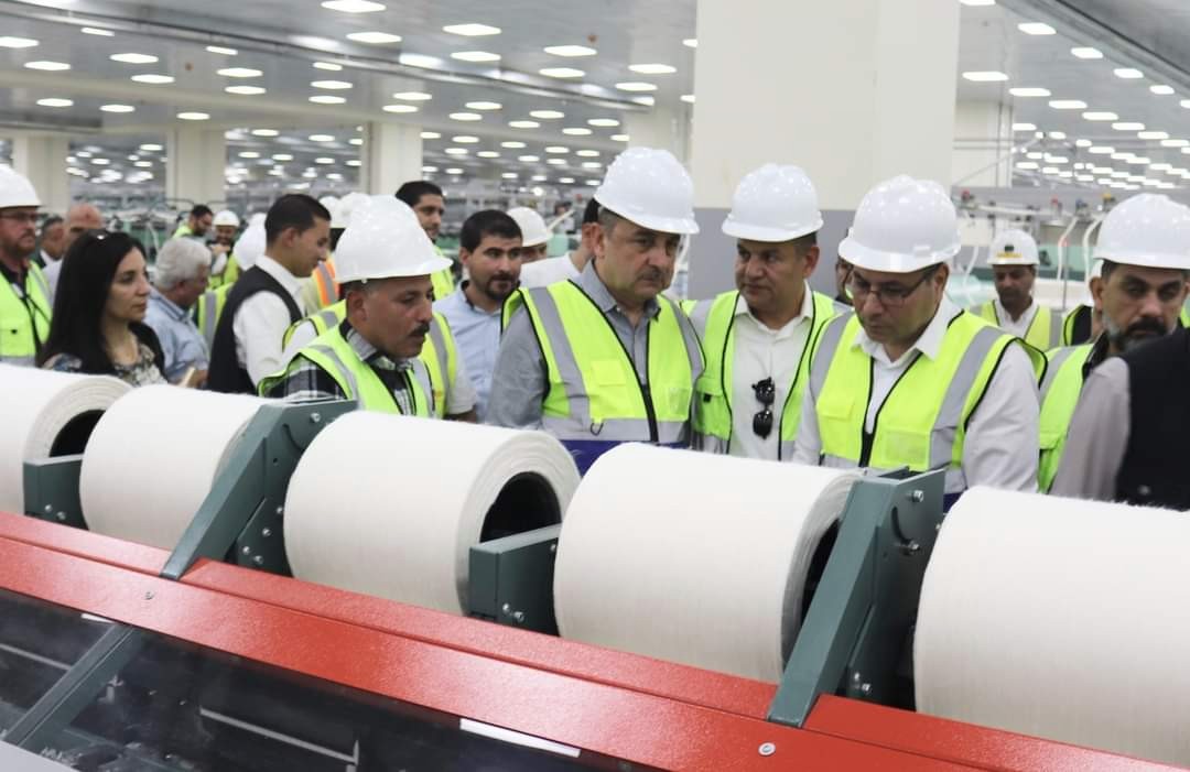 وزير قطاع الأعمال 