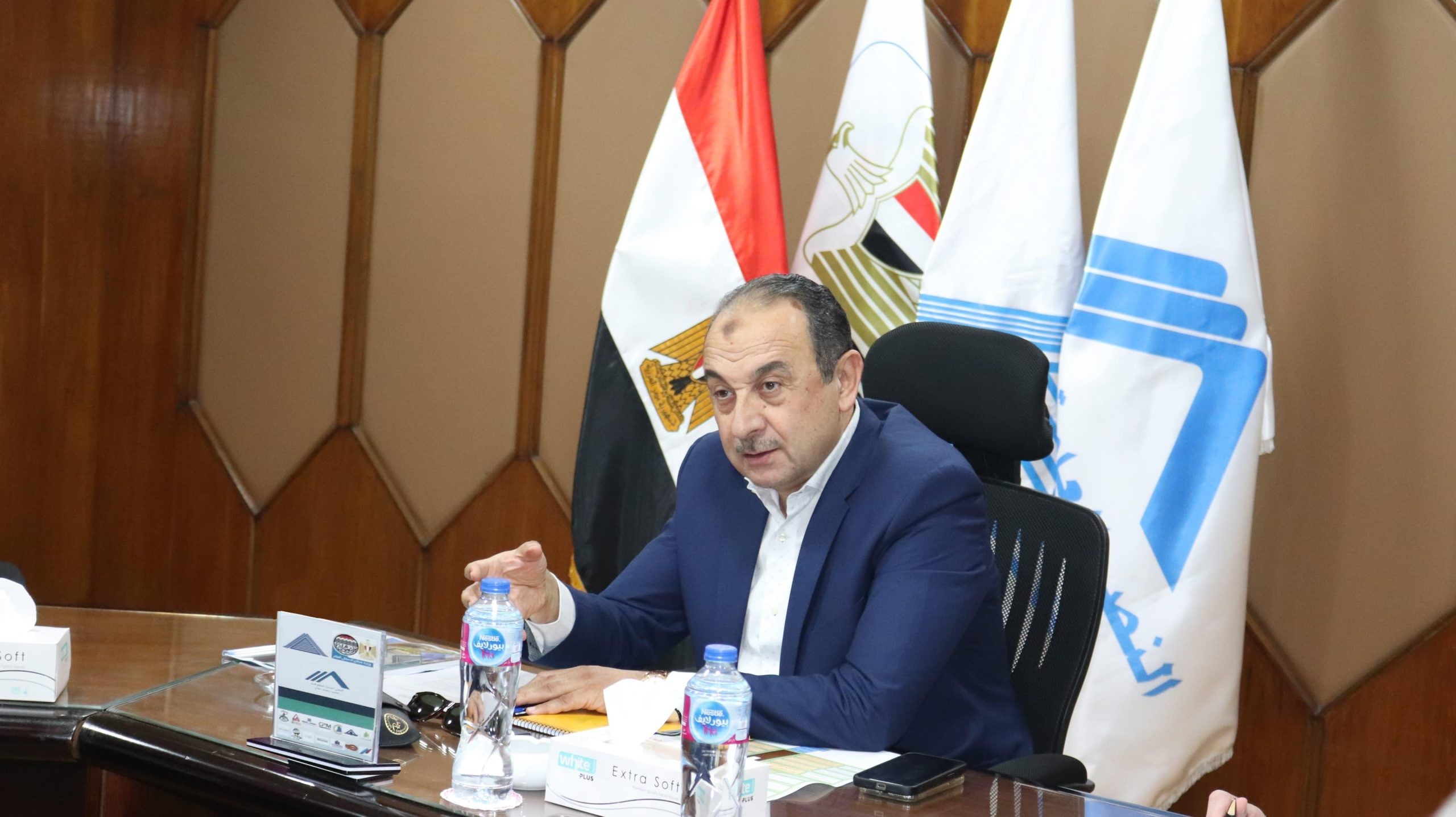وزير قطاع الأعمال 