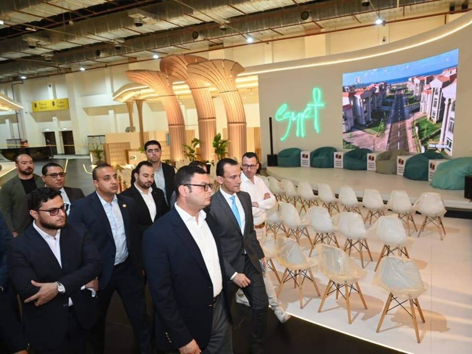 وزير الاسكان