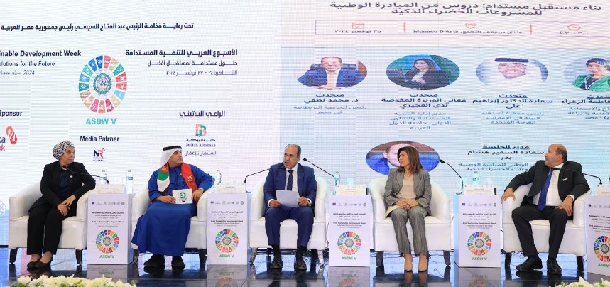 رئيس الجامعةالبريطانية خلال المشاركة فى المؤتمر