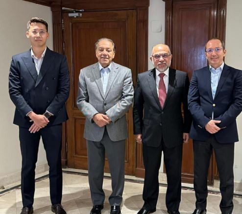 الجبلى خلال اللقاء مع الوفد الماليزى