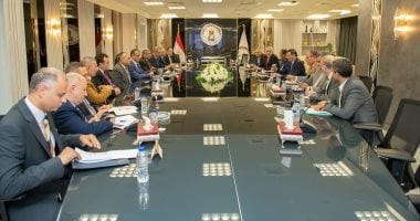 وزيرا الزراعة والإنتاج الحربى