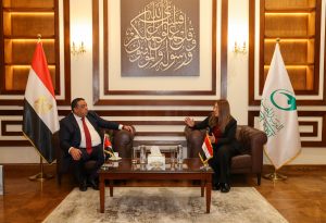 "رئيس البريد المصري" تستقبل "رئيس البريد الأردني"
