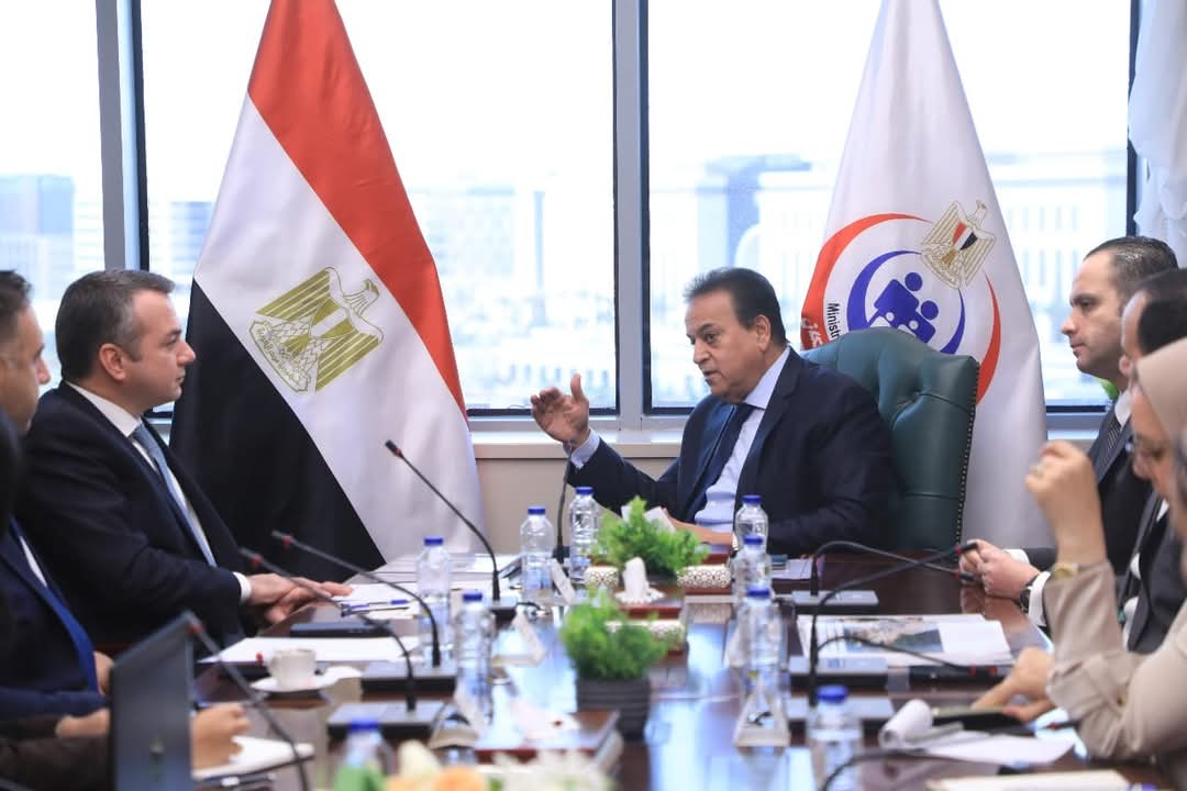 وزير الصحة والسكان يبحث سبل التعاون مع "ENKA" العالمية