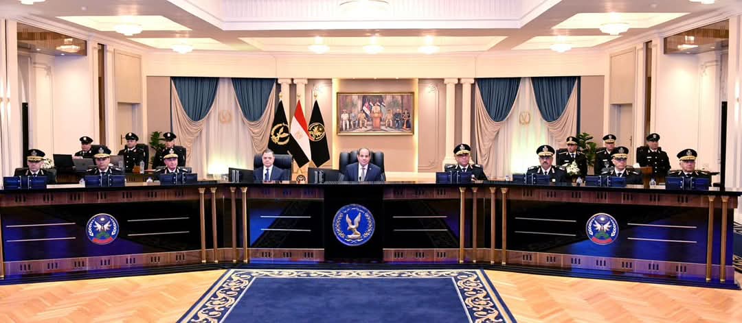 السيسي يتفقد اختبارات القبول بكلية الشرطة ويوجه رسالة للطلاب