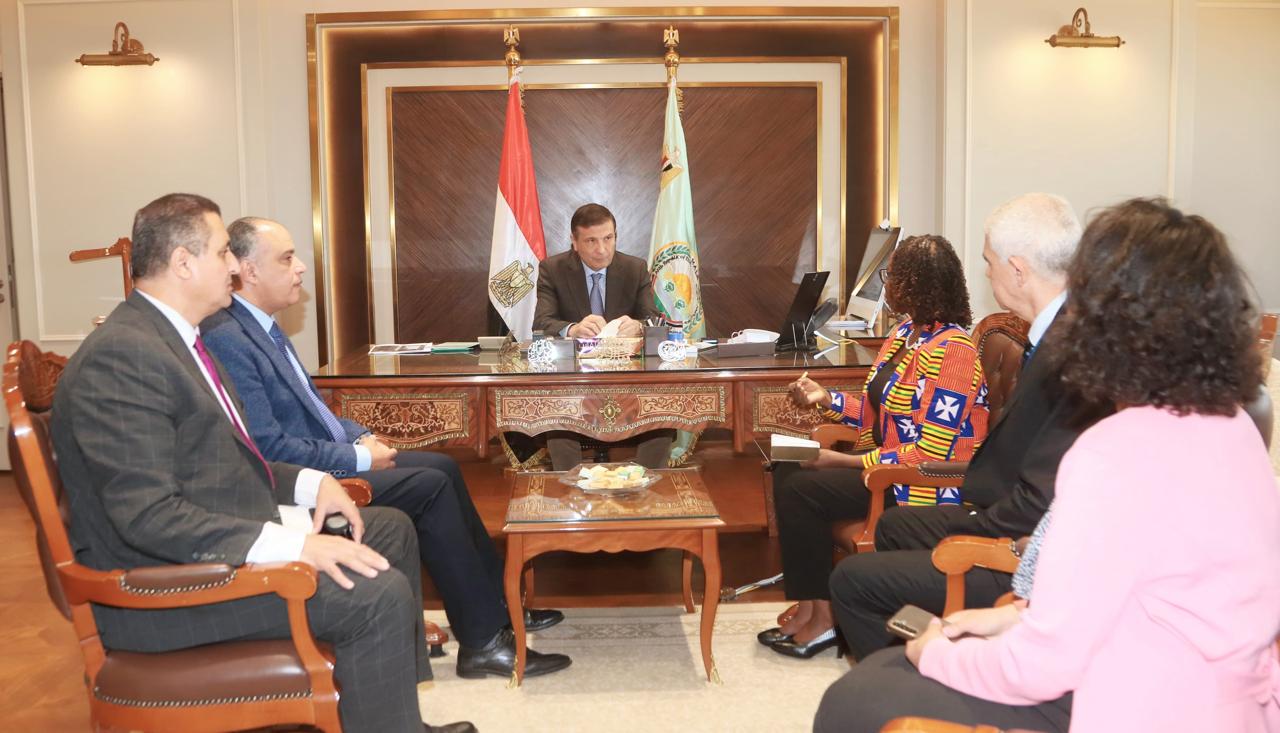 وزير الزراعة خلال اجتماع اللجنة الأفريقية