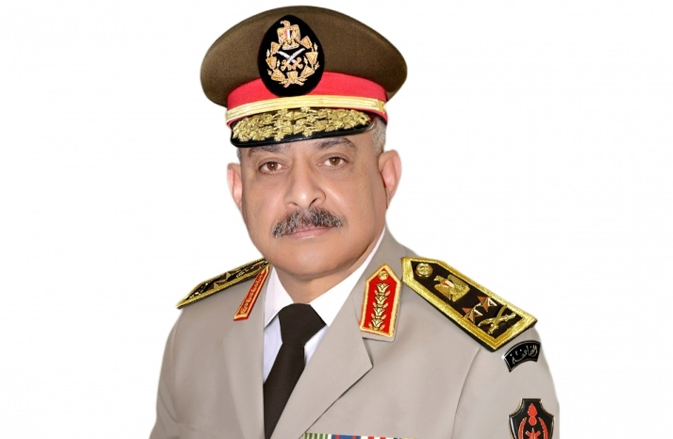 الفريق أول عبدالمجيد صقر القائد العام للقوات المسلحة