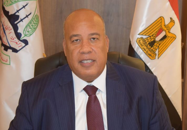 ايمن العشرى
