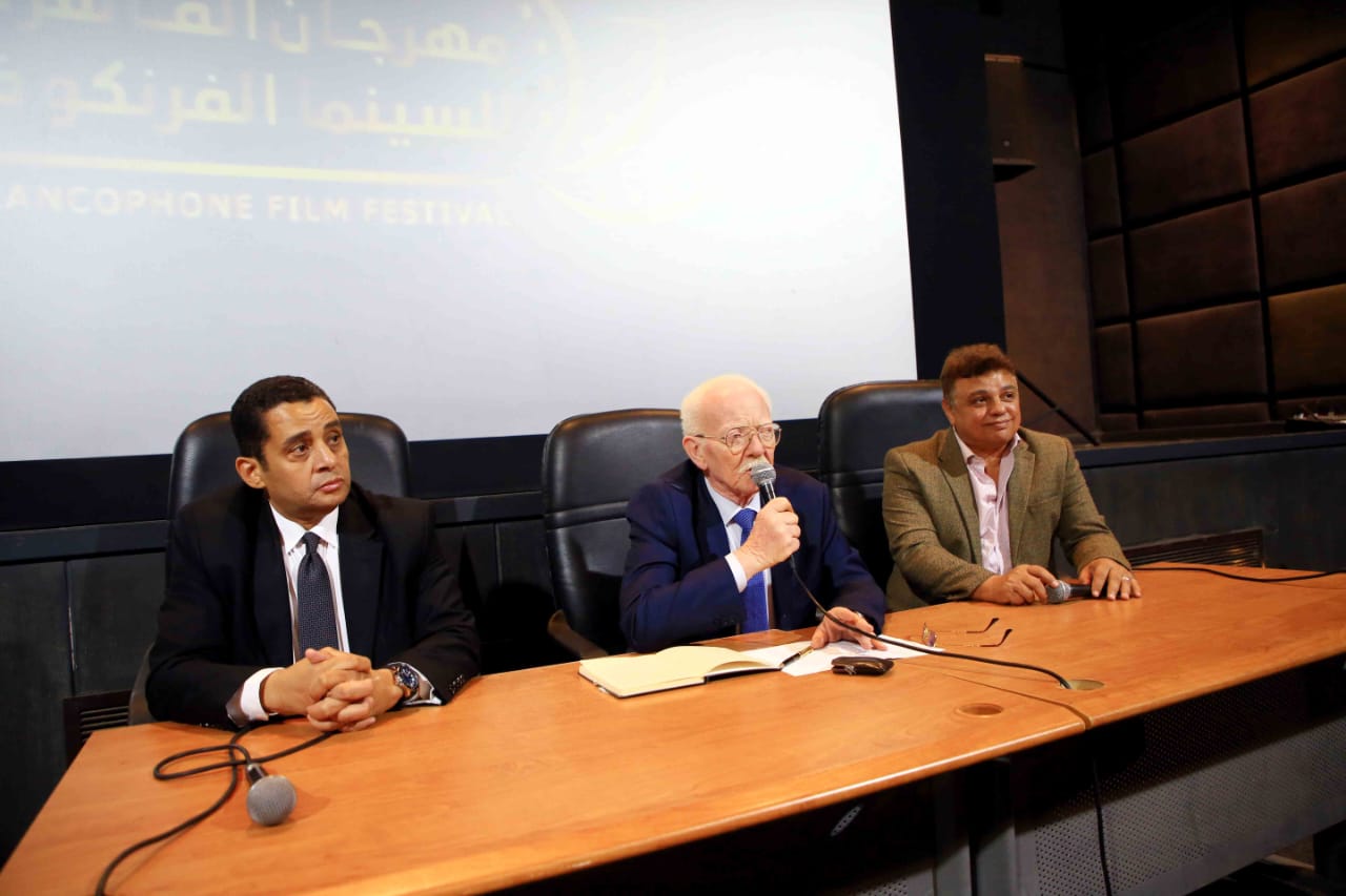 الدكتور عمرو عبدالرازق