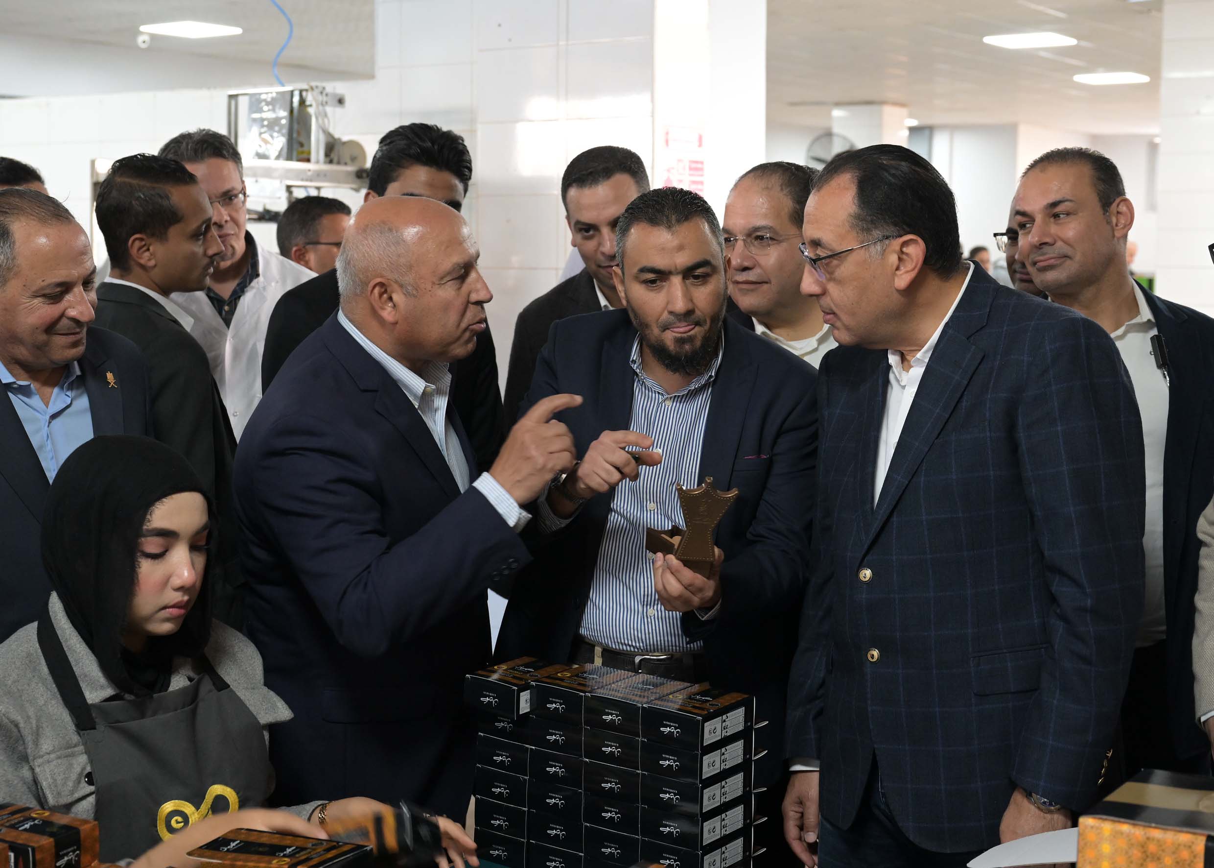 مصنع "مؤمن"