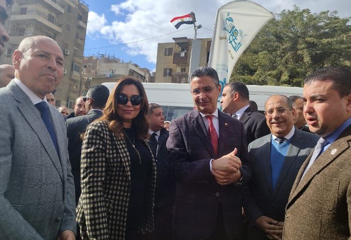 خلال الافتتاح