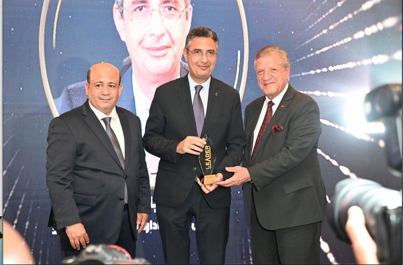 ليدرز 2023 تكرم رئيس هيئة البريد 