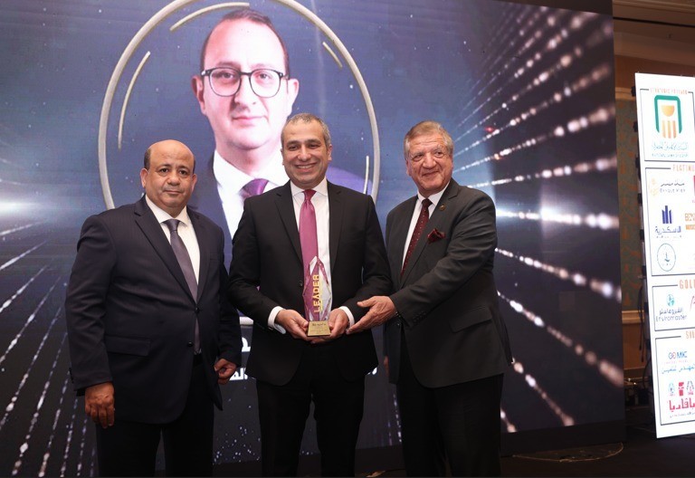 ليدرز 2023 تكرم رئيس بنك تنمية الصادرات 