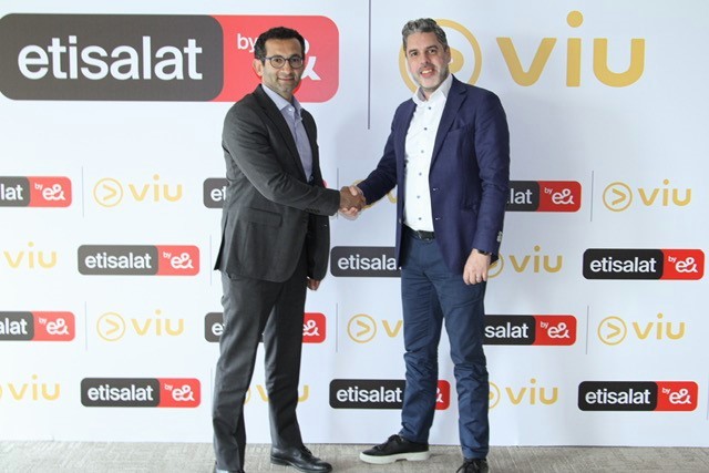 اتصالات من  e&في مصر تعقد شراكة استراتيجية مع منصة «ڤيو Viu » 