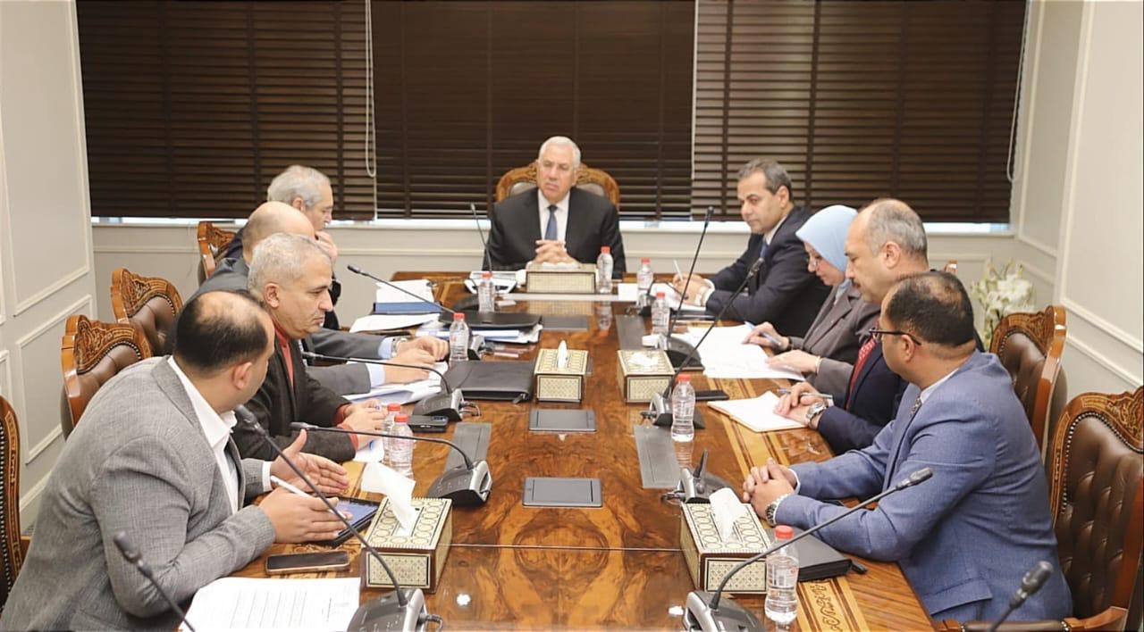 وزير الزراعة يبحث زيادة صادرات البطاطس 