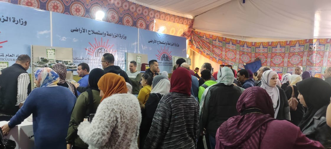معرض خير مزارعنا لأهالينا
