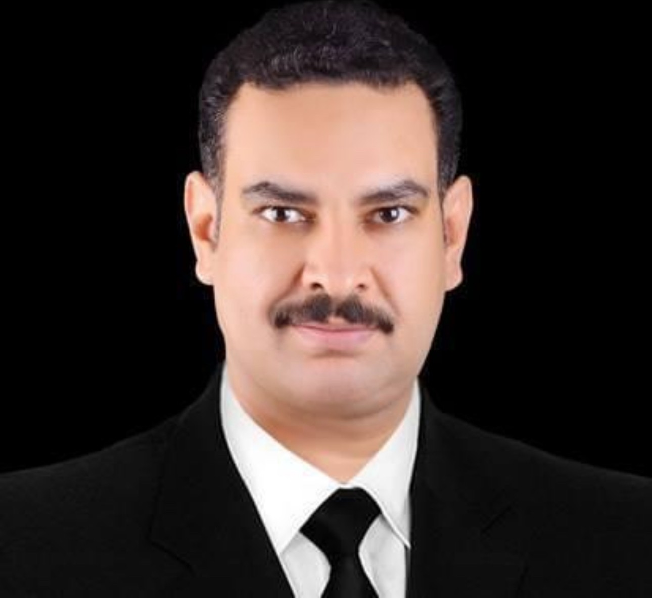 محمود ياسين ،خبير أسواق المال
