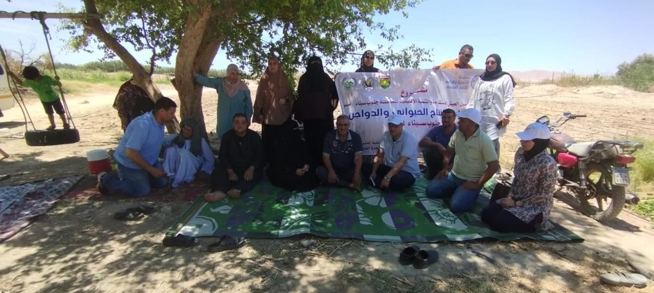 بحوث الصحراء ينفذ 15 مدرسة حقلية 