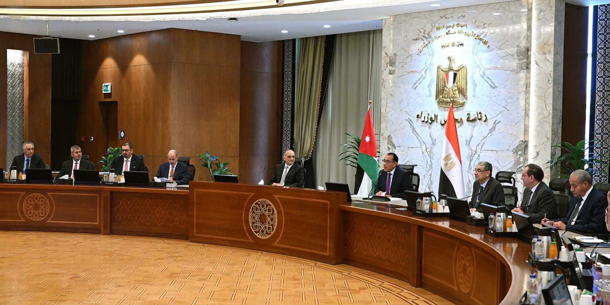 رئيس مجلس الوزراء ونظيره الأردنى
