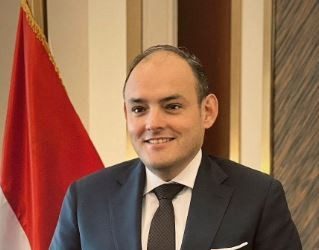 وزير التجارة والصناعة