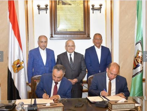 خلال توقيع البروتوكول