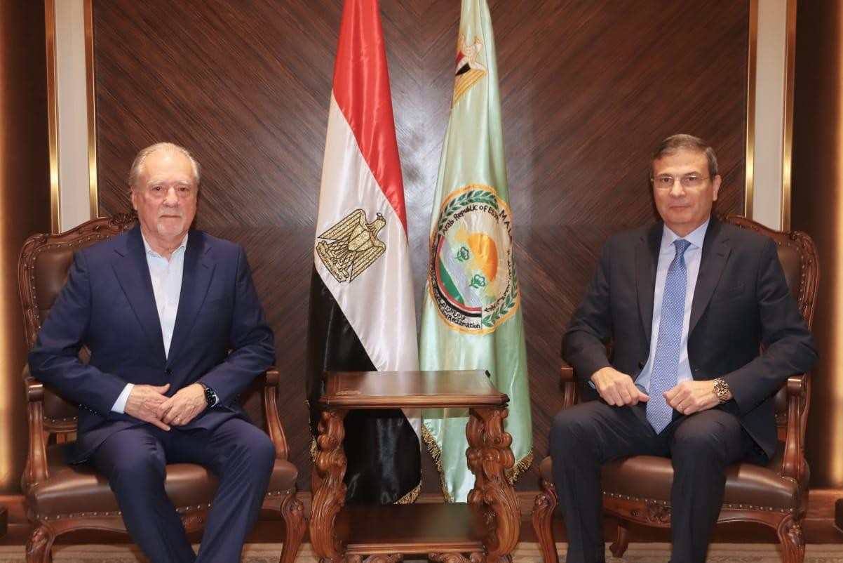 وزير الزراعة ورئيس اتحاد مصدري اللحوم والدواجن البرازيلي