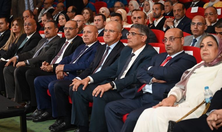 كامل الوزير خلال حفل التخرج