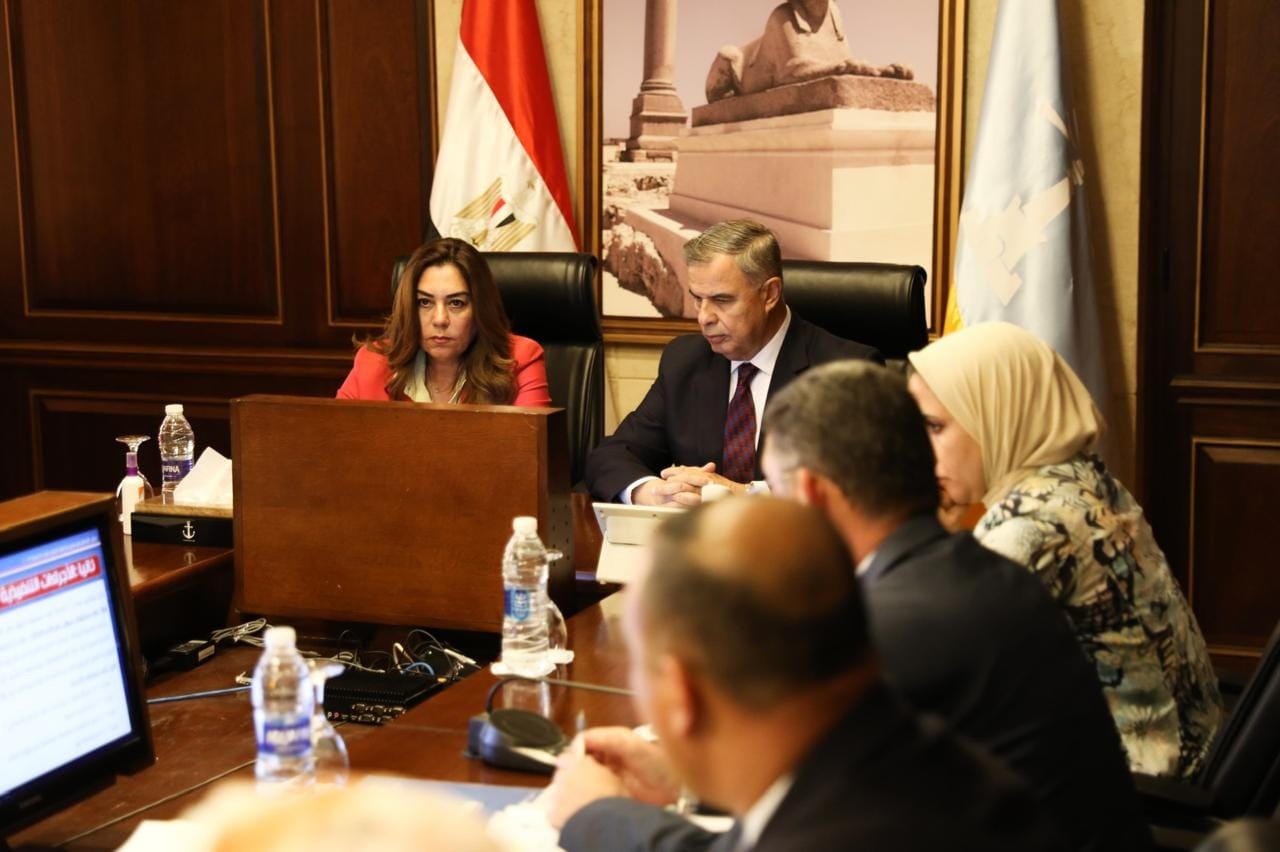 وزيرالتنمية المحلية