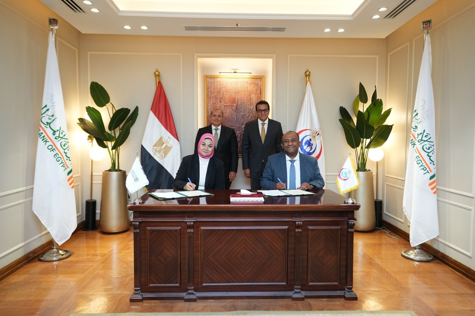 توقيع بروتوكولي تعاون بين البنك الأهلي وجمعيته الخيرية ووزارة الصحة 