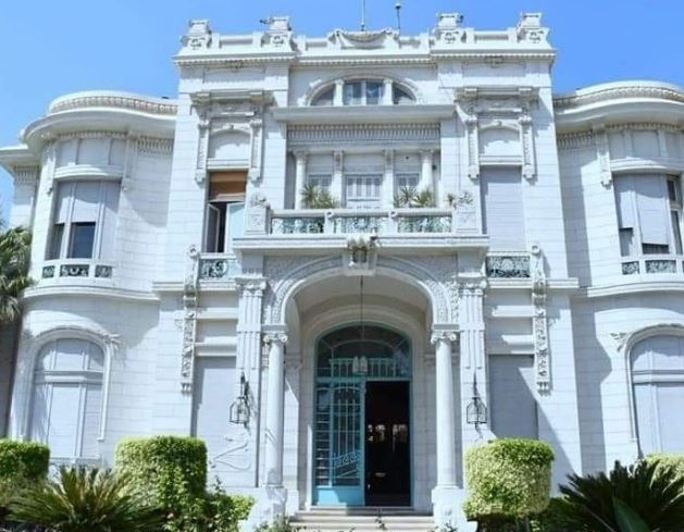 جامعة عين شمس
