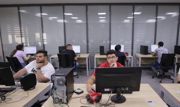 طلاب التنسيق