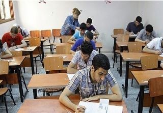 طلاب الثانوية العامة