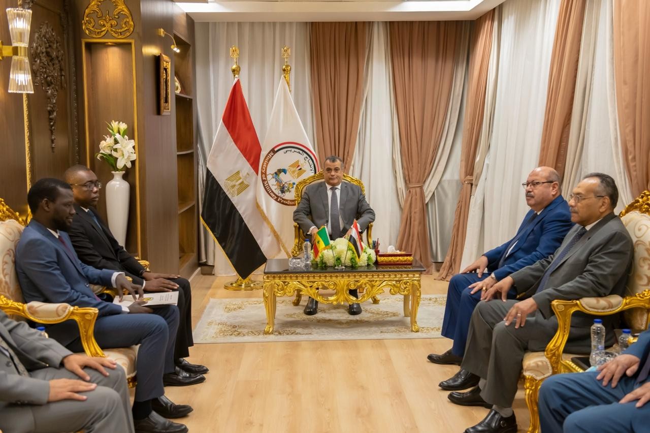 وزير الانتاج الحربى