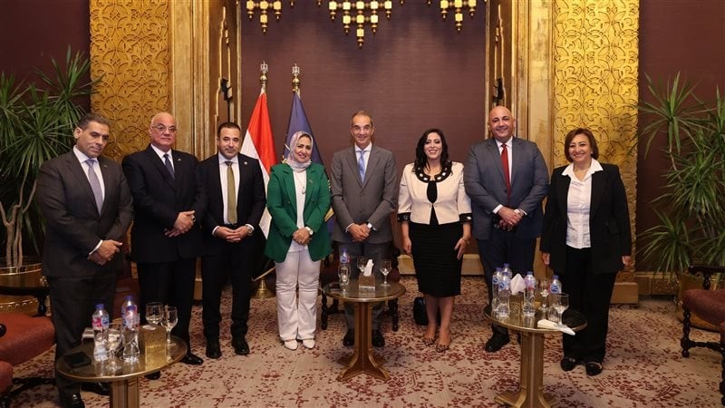وزير الاتصالات