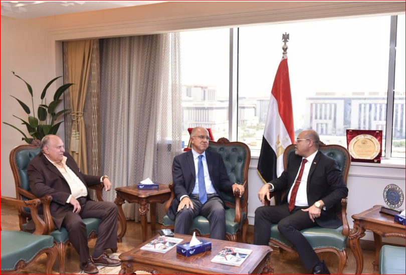 وزير العمل