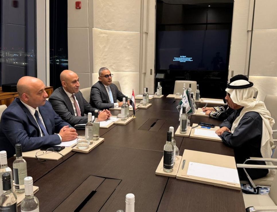 وزير التعليم يبحث سبل تدريب وتطوير قدرات المعلمين مع اليونسكو